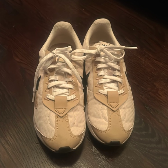 Nike Air Max Pre-Day Sneakers - Picture 1 of 5